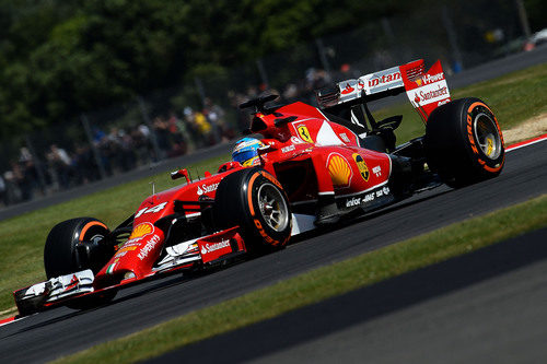 Fernando Alonso consigue el tercer mejor tiempo en los primeros libres