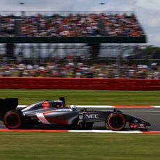 Giedo van der Garde rodando en Silverstone