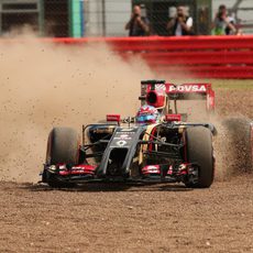 Salida de pista de Romain Grosjean en Silverstone