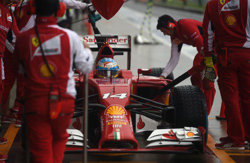 Fernando Alonso rodó pocas vueltas en los Libres 3