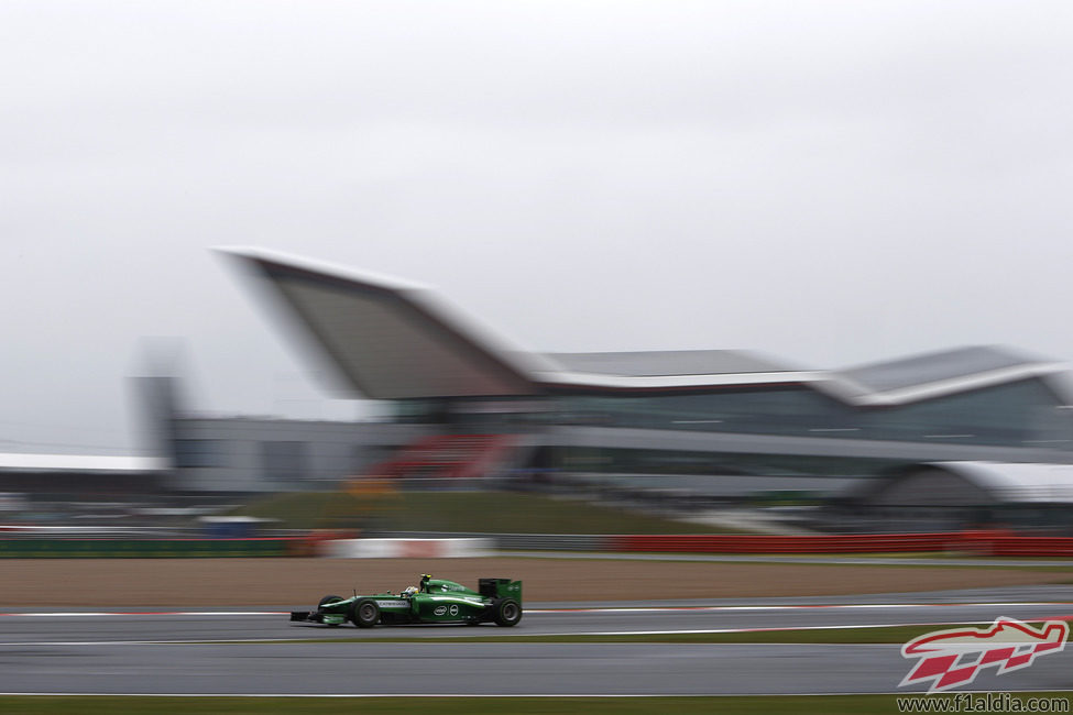 Marcus Ericsson se clasifica vigesimoprimero con los neumáticos intermedios