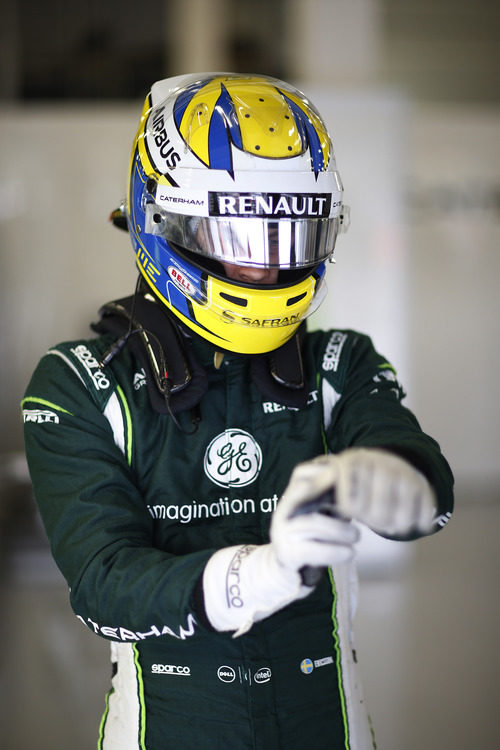 Marcus Ericsson se prepara para salir a pista