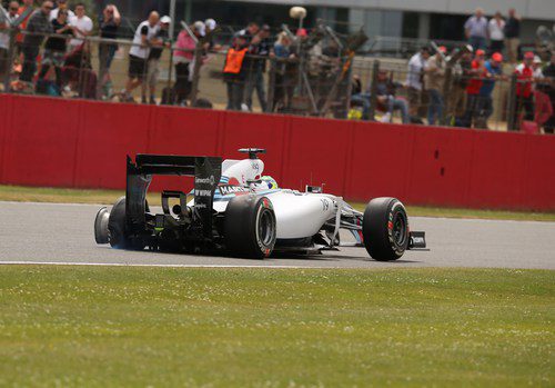 Felipe Massa abandona en Silverstone