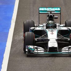 Nico Rosberg realizando pruebas aerodinámicas