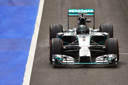 Nico Rosberg realizando pruebas aerodinámicas