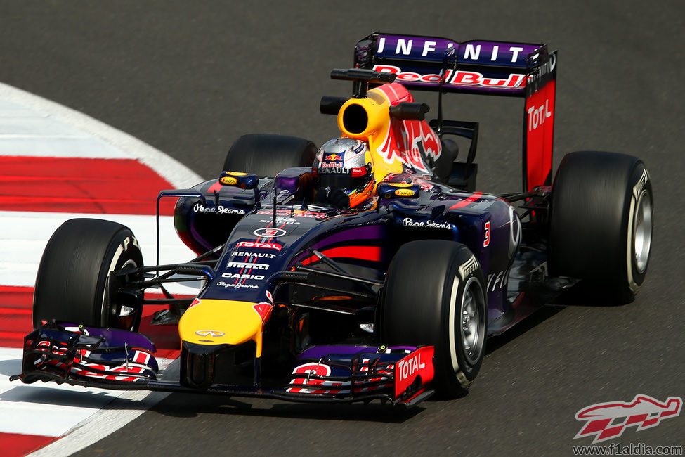 Daniel Ricciardo recogiendo valiosos datos