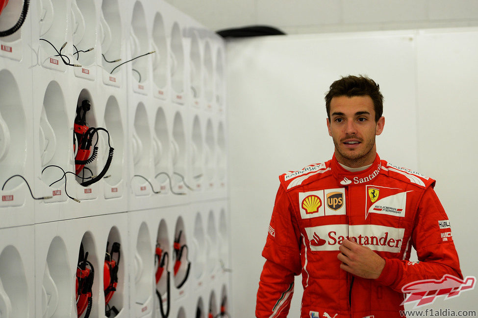 Jules Bianchi con Ferrari en el segundo día de test