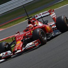 Jules Bianchi se ha hecho con el mejor tiempo del segundo día de test