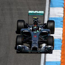 Nico Rosberg lideróa la primera sesión de libres