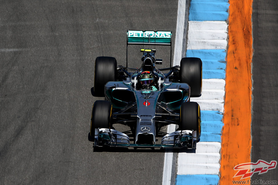 Nico Rosberg lideróa la primera sesión de libres