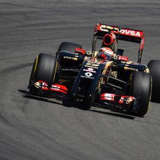 Pastor Maldonado y su Lotus prueban Hockenheim