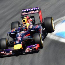 Sebastian Vettel rueda con los blandos