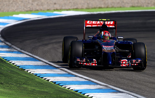 Daniil Kvyat vuela en Hockenheim