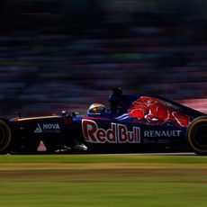 Daniil Kvyat sigue rodando en los Libres 3