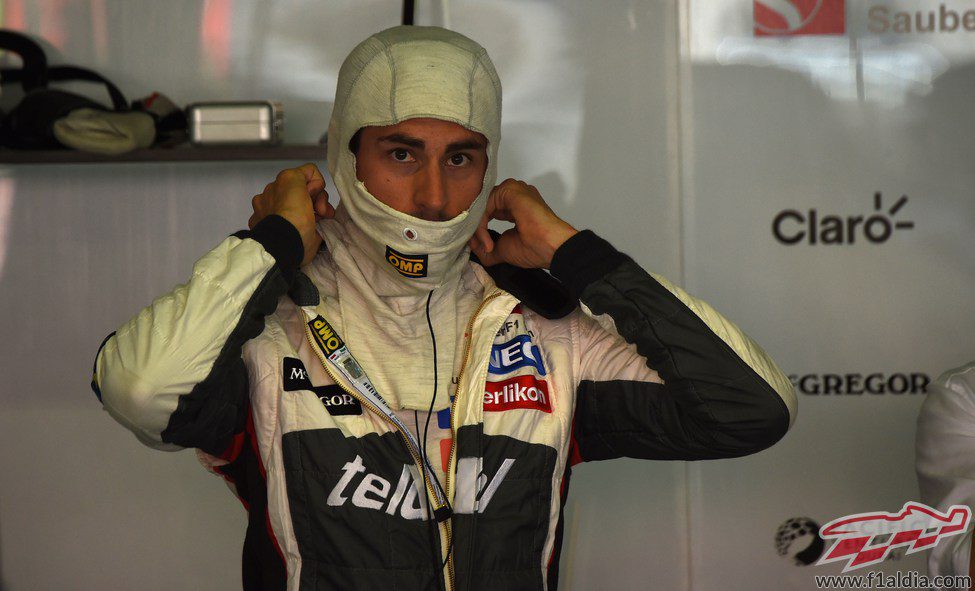 Adrian Sutil se prepara para afrontar la clasificación