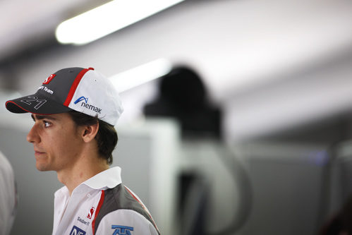 Esteban Gutiérrez concentrándose para la carrera en Hockenheim