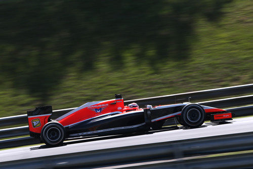 Jules Bianchi con problemas de equilibrio en su coche