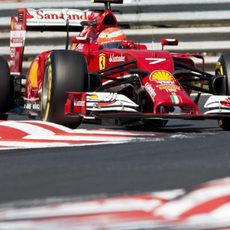 Sucesión de curvas para Kimi Räikkönen