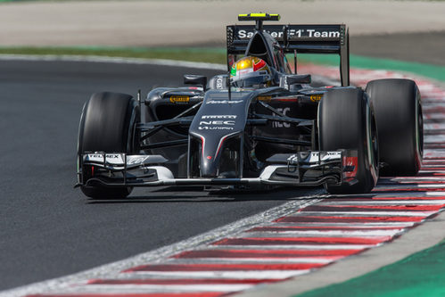 Esteban Gutiérrez en una tanda larga del viernes