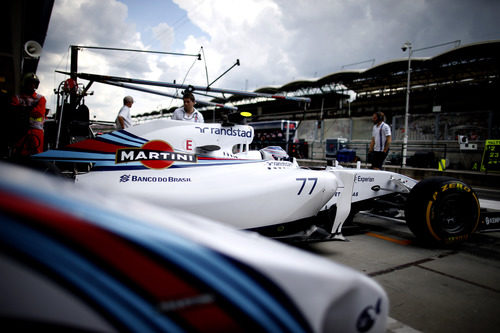 Valtteri Bottas sale con los blandos