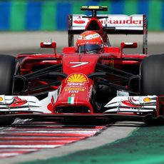 Un decepcionado Kimi Räikkönen cae en la Q1