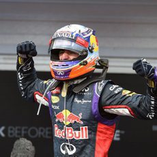 Daniel Ricciardo consigue la victoria en Hungría