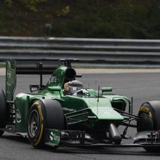 Kamui Kobayashi rueda con los neumáticos blandos