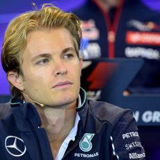 Nico Rosberg asistió a la rueda de prensa de la FIA