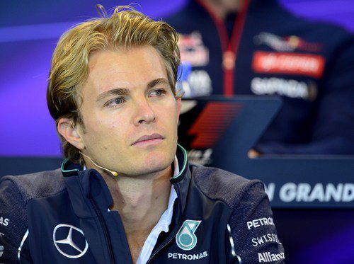 Nico Rosberg asistió a la rueda de prensa de la FIA
