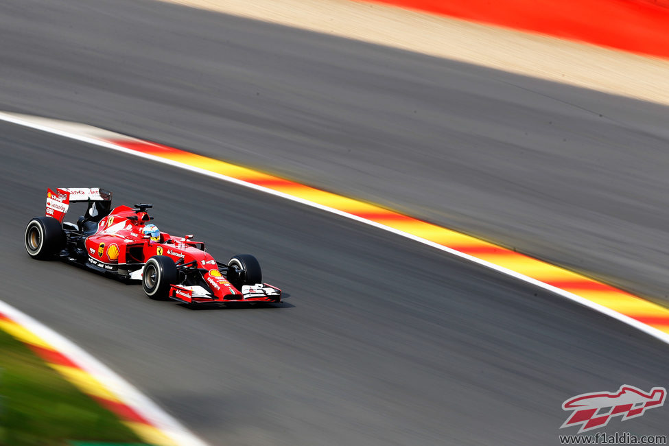 Fernando Alonso acabó tercero en ambas sesiones