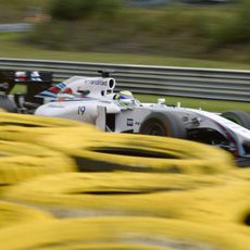 Felipe Massa rueda durante la clasificación