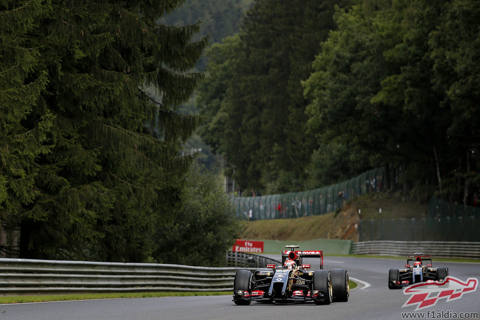 Maldonado y Grosjean ruedan en los Libres 3