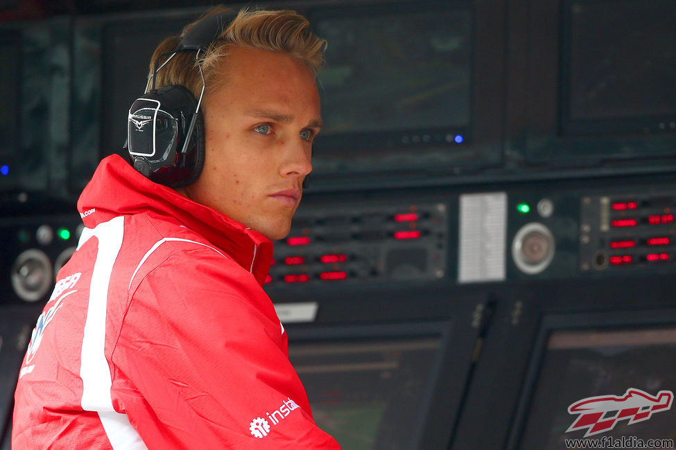 Max Chilton aguarda su turno para los libres 2