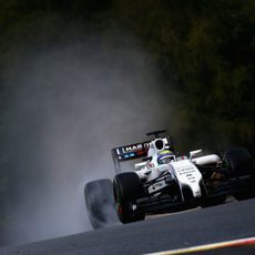 Felipe Massa tuvo problemas de tráfico en la Q3