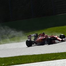 Kimi Räikkönen ataca al máximo con su F14T
