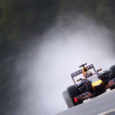 Sebastian Vettel vuela en Spa-Francorchamps