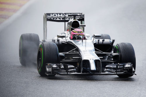 Jenson Button prefiere una carrera en seco en Bélgica