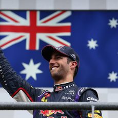 Bandera australiana en honor a Daniel Ricciardo