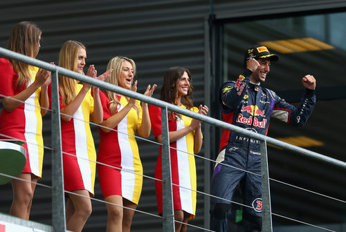 Daniel Ricciardo celebra su victoria en Spa