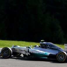 Nico Rosberg volvió a terminar en el podio