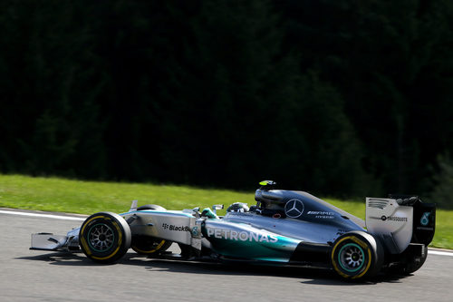 Nico Rosberg volvió a terminar en el podio