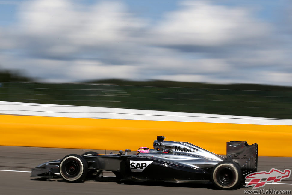 Sexta posición para Jenson Button en Bélgica