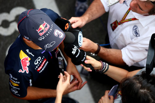 Daniel Ricciardo charla con la prensa en Monza
