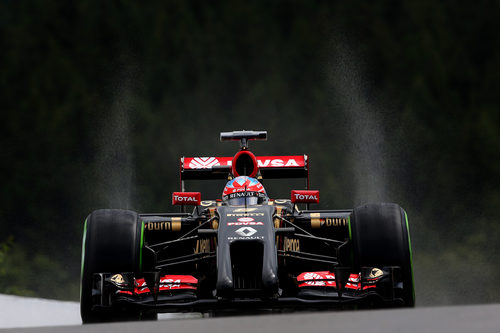 Romain Grosjean tuvo alguna salida de pista leve