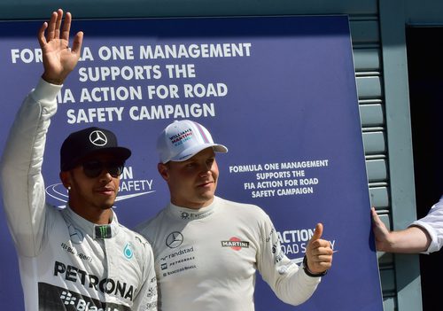 Lewis Hamilton y Valtteri Bottas, entre los tres primeros