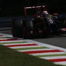 Romain Grosjean empezó tarde la clasificación por problemas