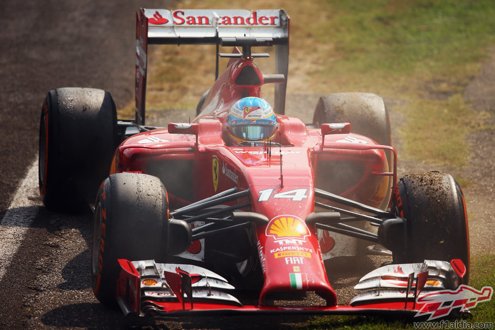 Fernando Alonso abandona en Monza