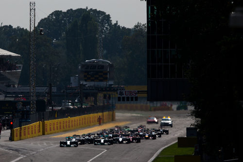 Primeros metros del GP de Italia 2014