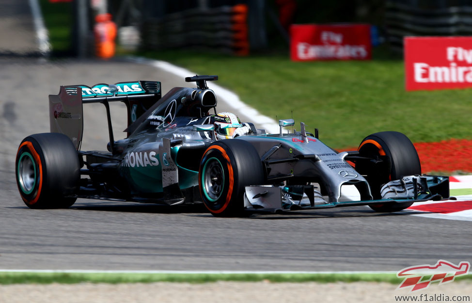 Lewis Hamilton se recuperó de su mala salida