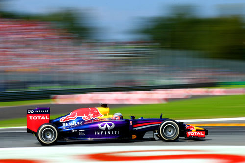 Sebastian Vettel firma la sexta plaza en Italia